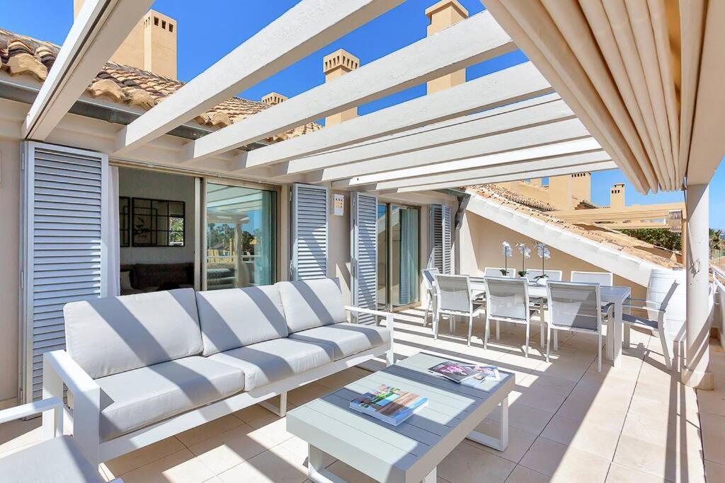 Yolo Spaces - Sotogrande Sea View Penthouse San Roque  Exterior foto
