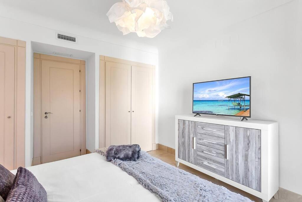 Yolo Spaces - Sotogrande Sea View Penthouse San Roque  Exterior foto